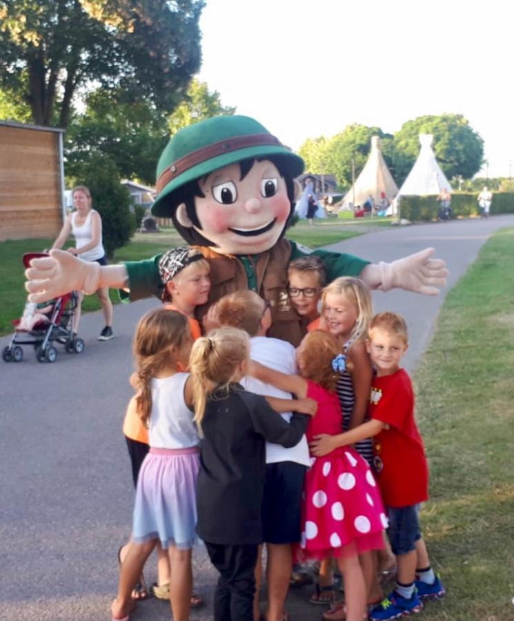 Safaritent Mini Lodge Kesteren Bagian luar foto